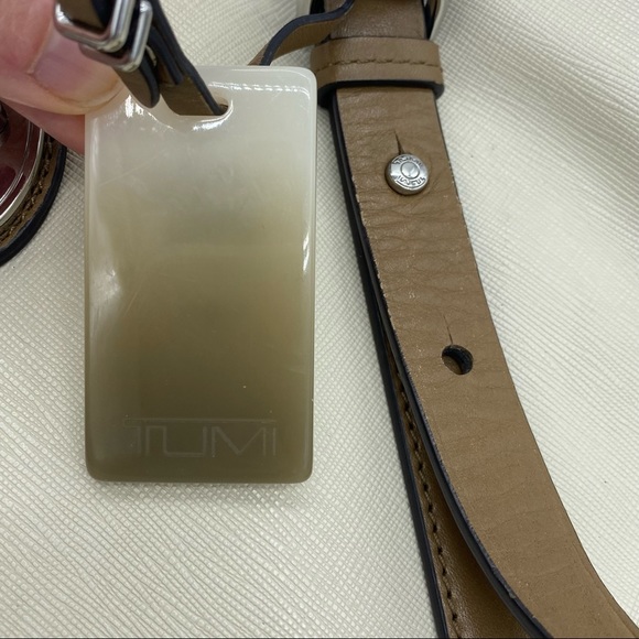 Tumi Turin Shopper Tote Leather Purse - Picture 3 of 13